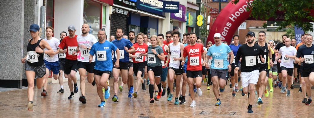 Race4Business runners setting off from start line