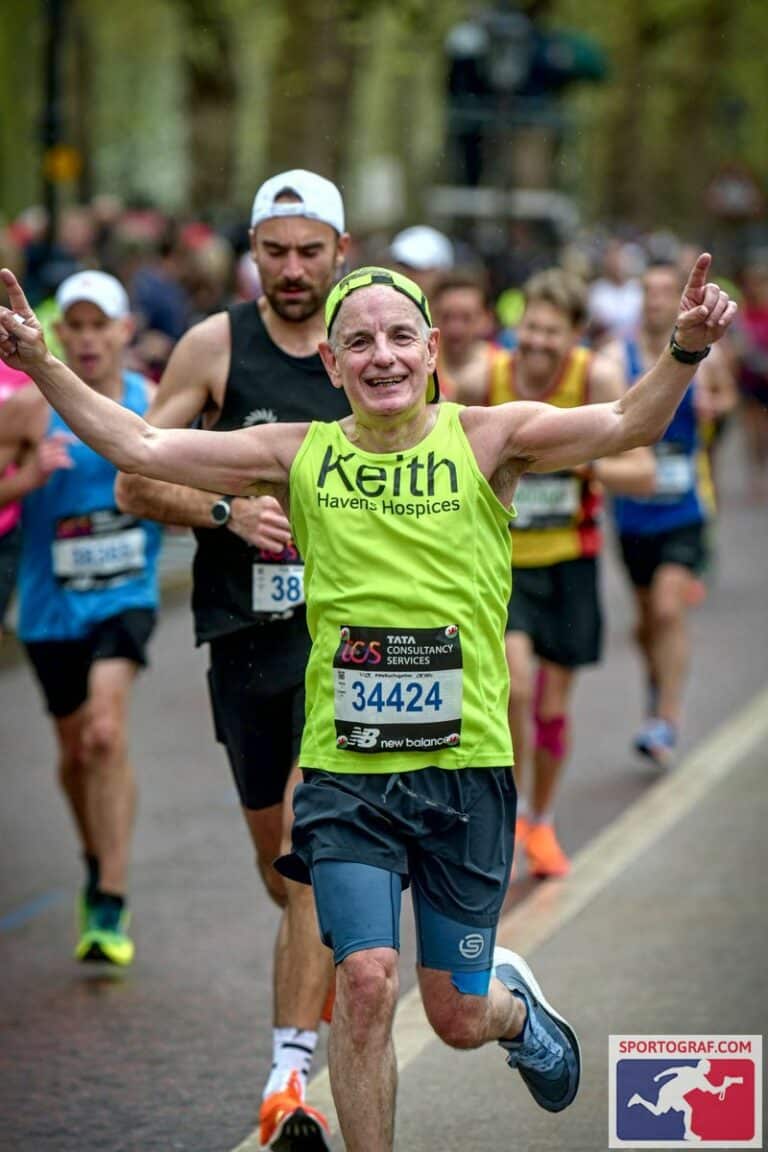 Keith running an event for Havens Hospices amongst other runners