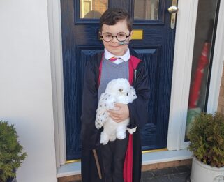 Dexter dressed at Harry Potter