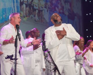 Northants Sings Out at Havens Hospices Gala Ball