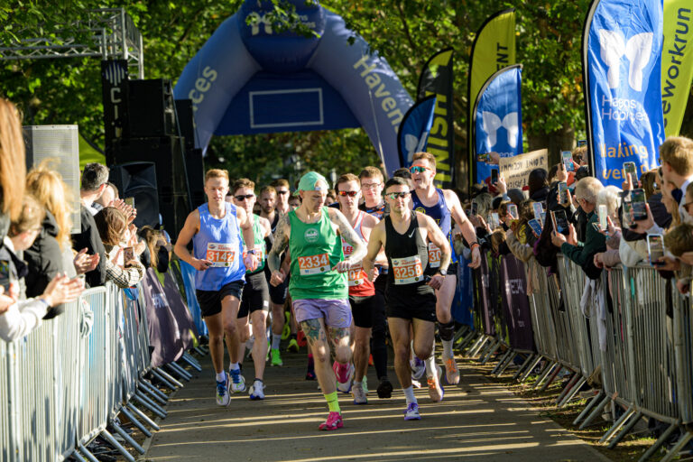 Runners at the start line